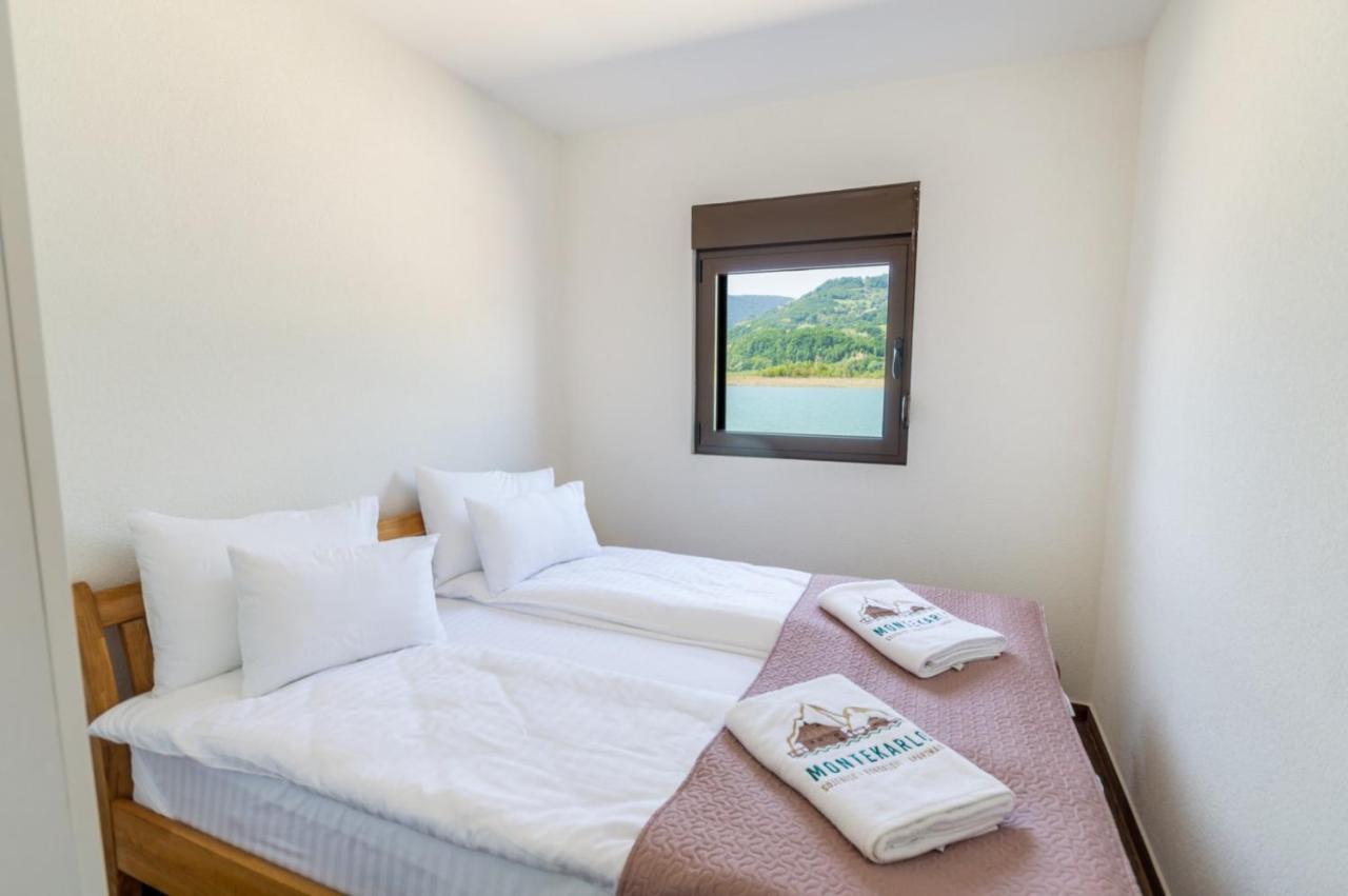 Montekarlo Na Drini Bed & Breakfast Mali Zvornik Bagian luar foto