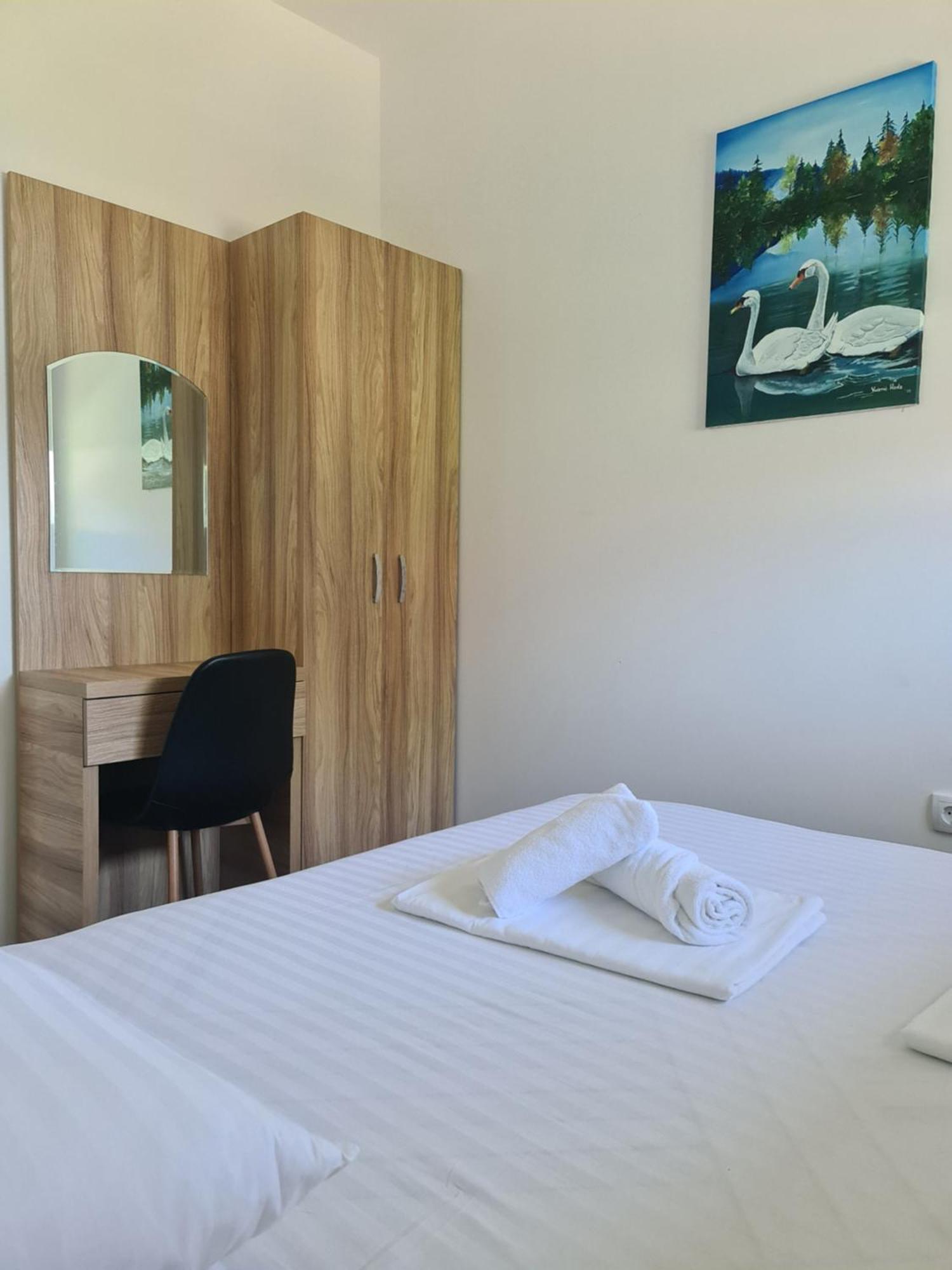 Montekarlo Na Drini Bed & Breakfast Mali Zvornik Bagian luar foto